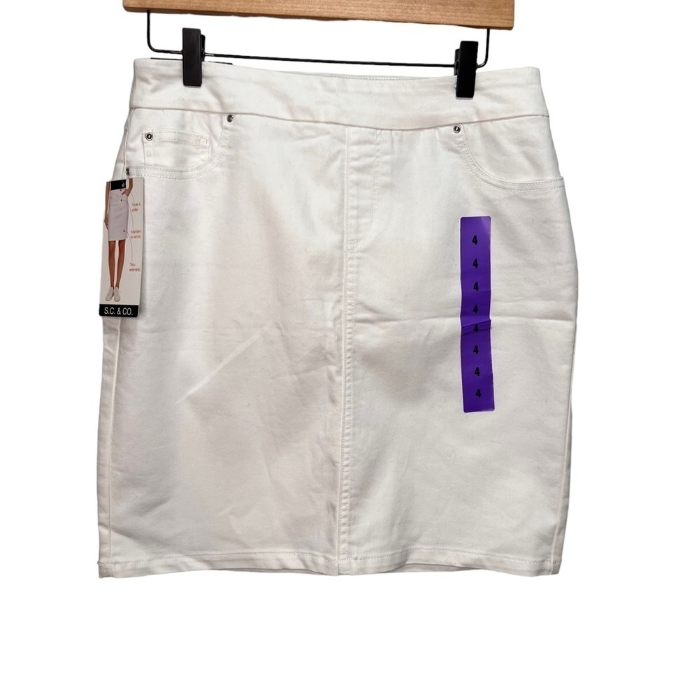 S.C & Co White Pencil Skirt Size 4 NWT